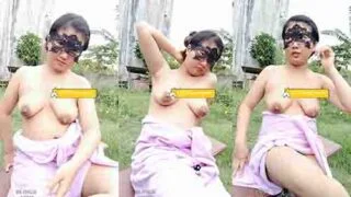 Bokep LiveShow Outdoor Bugil Luar Ruangan