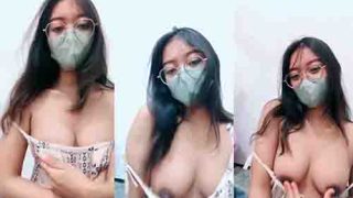 Bokep Kak Yasmine Remas Remas Nenen Gede