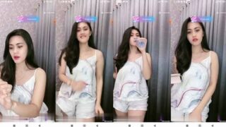 Bokep Caca Mahasiswi Cantik Goyang Ebott